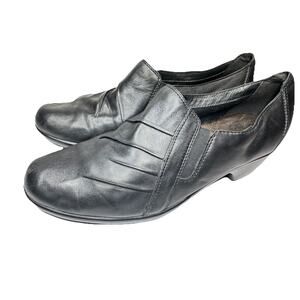 Clarks Black Leather Loafer Partridge Slip On Pleated Heel Bootie Womens Sz 11